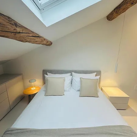 Apartamento Mansarda San Gregorio Milão