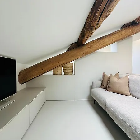 Mansarda San Gregorio Milão